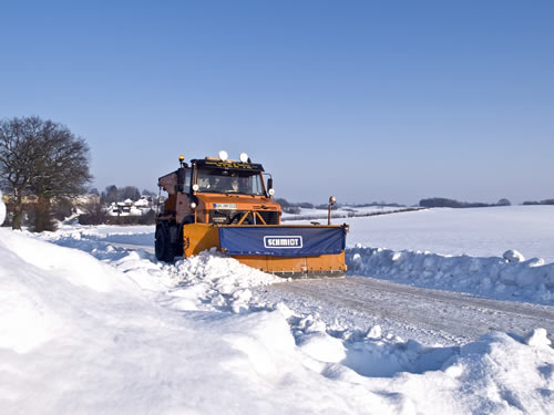 Winterdienst durch Hans Möller und Söhne GmbH