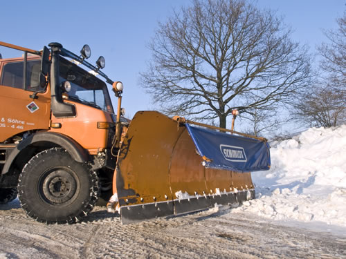 Winterdienst durch Hans Möller und Söhne GmbH